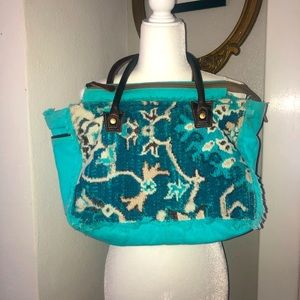 Carpet purse blue teal